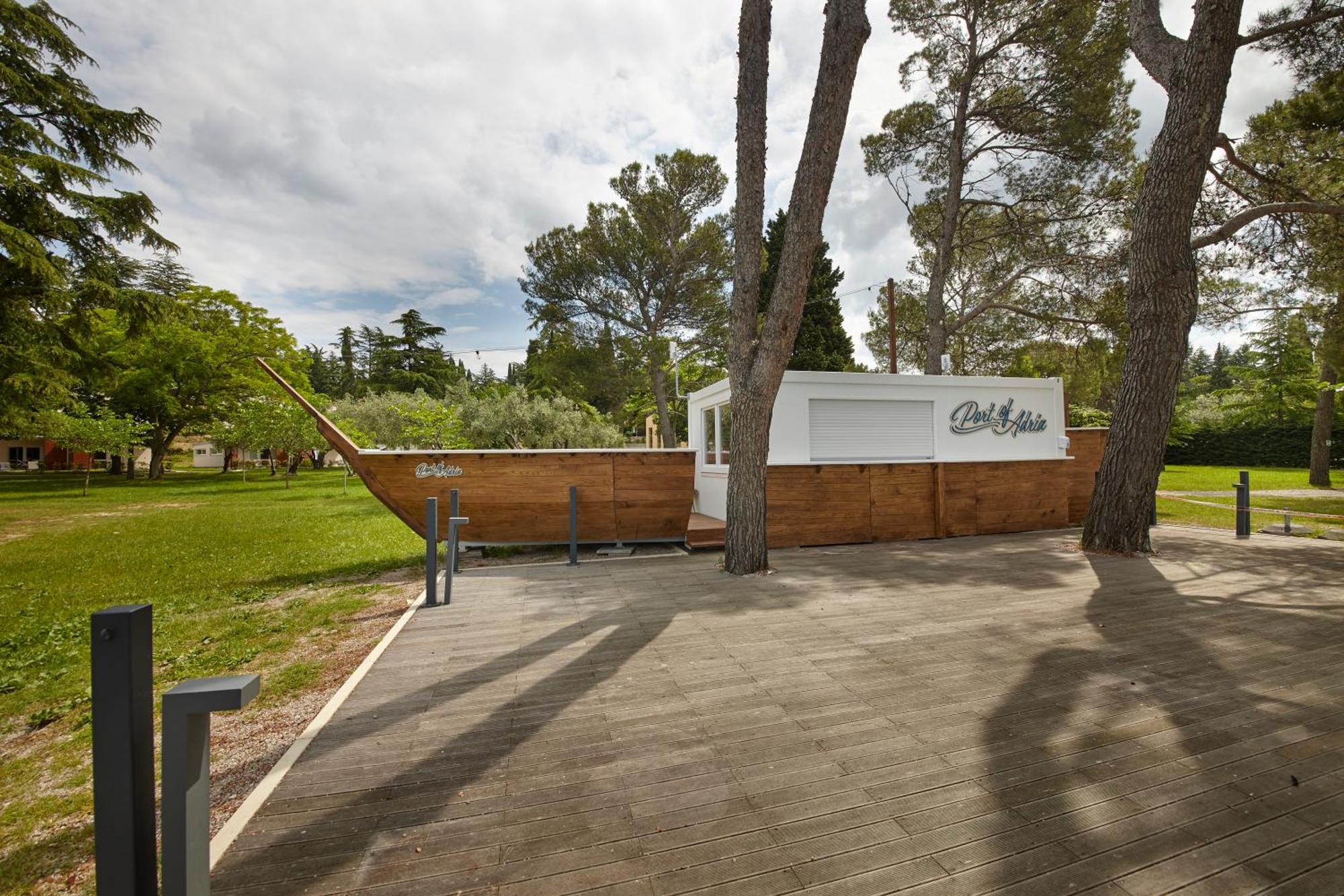 Camping Adria Ankaran - Pitches Exterior foto